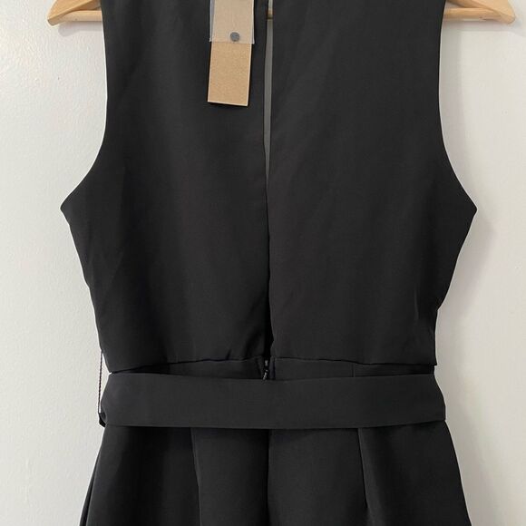 DO + BE - LACE WRAP V-NECK JUMPSUIT - Picture 7 of 9